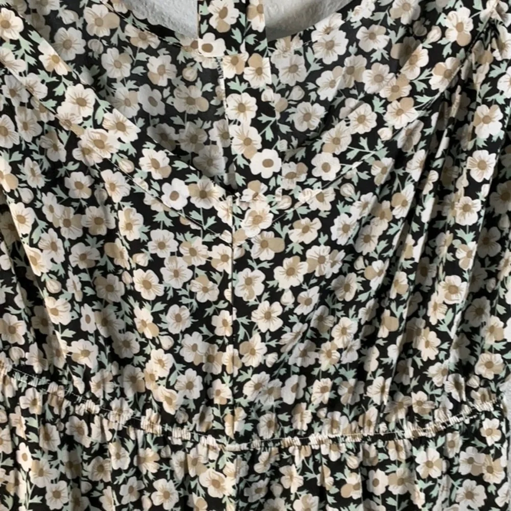 Pretty Garden Floral Halter Maxi Dress Size Large